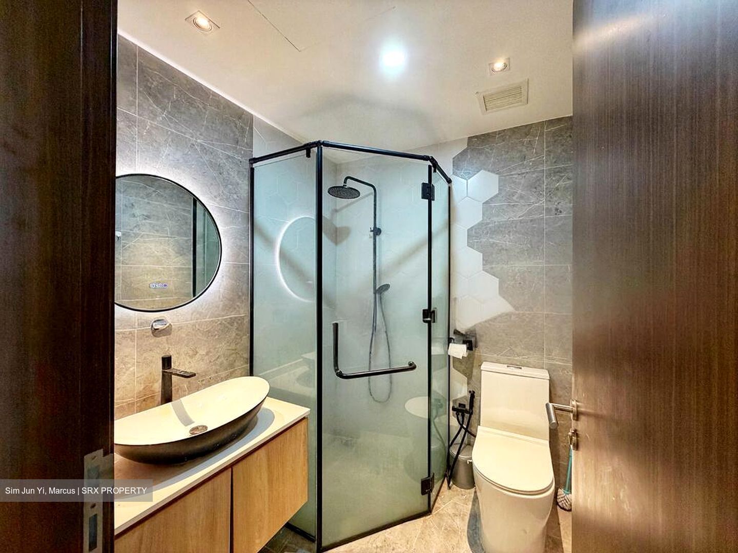 Heron Bay (D19), Condominium #589396481